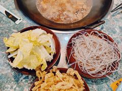 -三里屯土灶炖公鸡地锅鸡(江东店)