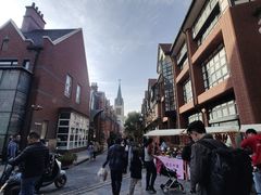 -钟书阁(松江泰晤士小镇店)