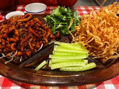 -老郑家东北春饼(龙悦居店)