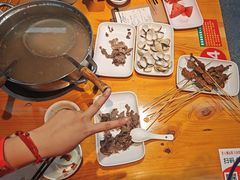 -养牛邓·潮汕牛肉海鲜自助火锅(广州店)