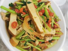 攸县香干炒芹菜-红色湘菜馆(春风店)
