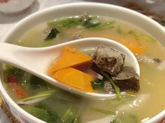 -清真·玛丽亚新疆菜主题餐厅(浙江中路店)