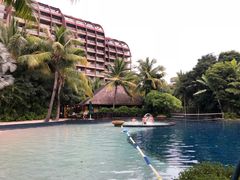 -三亚湾海居铂尔曼度假酒店