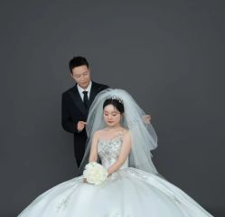 -雅云婚纱摄影工作室旗舰店