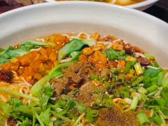 -爆炸头阿姨小四川正宗川味小吃(无任何分店)
