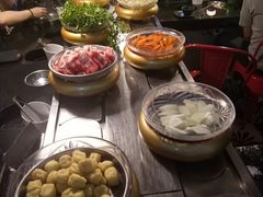 -汤响自助回转火锅百汇(乐峰广场店)