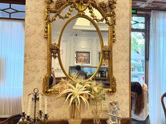 -秘密旅行Bonjour(黑金冠 江南西店)