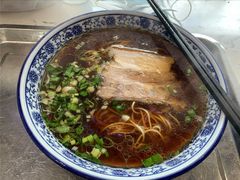 红烧焖肉面-伟记奥面馆(养育巷店)