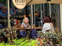-Brut Eatery Wine Bar & Restaurant (建国东路店)