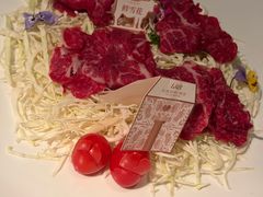 -左庭右院鲜牛肉火锅黑金店(陆家嘴中心店)