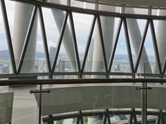 -广州塔卢特斯法国旋转餐厅