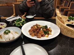 -鲁菜根·泰安菜(万达店)