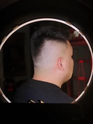 -Libertines barbershop 浪子理发店