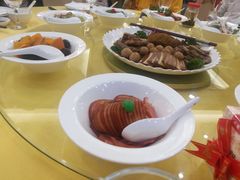 -山明水秀大饭店