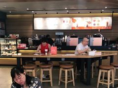 大堂-星巴克(广州中华广场B1层店)