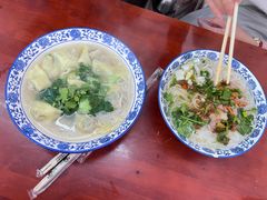 -巍山𤆵肉饵丝
