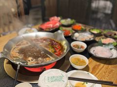 -湊湊火锅·茶憩(上海合生汇店)