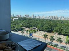 -南湖名都·景湖轩全日制餐厅·海鲜自助·东南亚风味·临湖而食