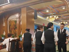 -乡村馕坑肉·烧烤·新疆菜·本地人更爱吃(阿勒泰首店)
