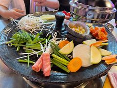 -豚豚家돈돈가韩国锅盖烤肉(新北万达店)