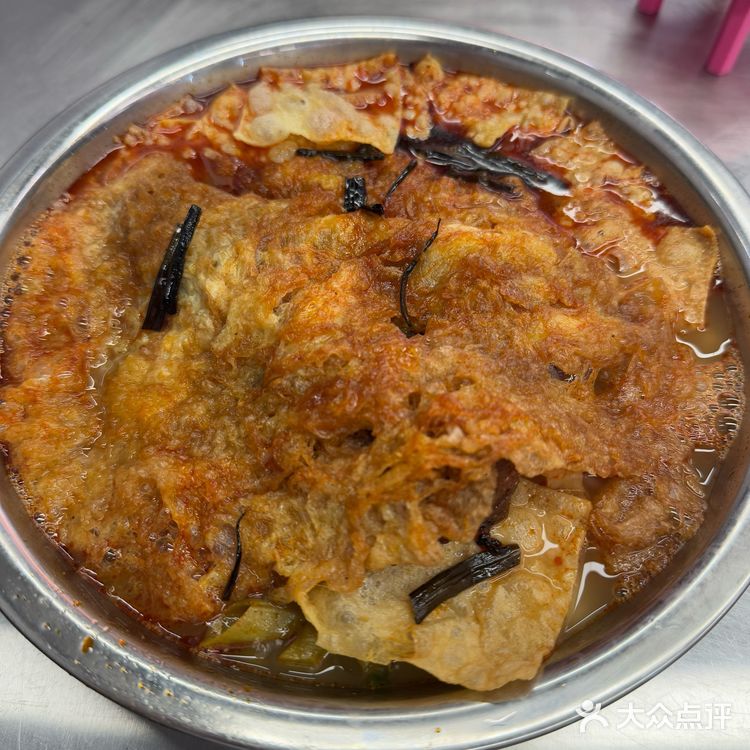 开业活动买一送一很顶哦！选了炸蛋螺蛳粉加鸡爪子