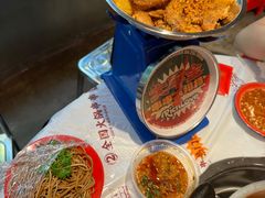 -大芊金重庆串串火锅(南京路店)