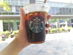 -星巴克臻选(杭州嘉里中心1F店)