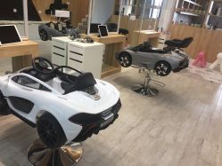 -奇怪的独角兽亲子理发沙龙