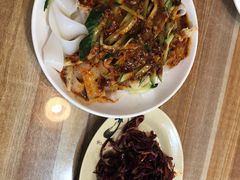 -壹阁胡羊焖饼(特色小吃街店)