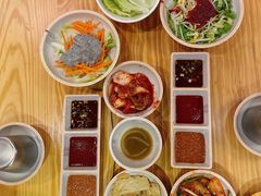 餐前小菜-喜来稀肉(北外滩白玉兰广场店)