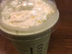 -星巴克(上海虹桥新天地二店)