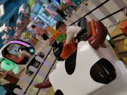 -莫莉幻想儿童乐园(武汉保利广场店)