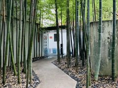 -穹六人间 people 6(岳阳路店)