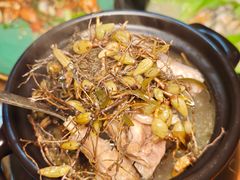 -荣基四海一家·家常菜·海鲜大排档(新安店)