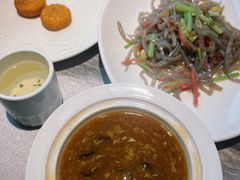 酸辣墨鱼羹-紫鑫阁饭庄(长安店)