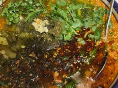 -云阿蛮云南生烫牛肉米线(奉贤路店)