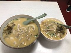 -明呈黄鱼面馆(斜土路店)
