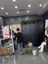 -藤野造型·烫·染发型设计店