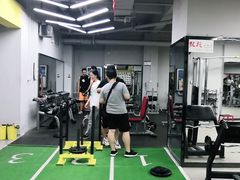 -CXFIT 陈徐健身工作室(凯旋店)