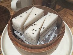 -荣家黄鱼面(南京西路店)