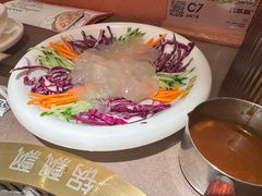 -锅飘飘·东北铁锅炖(雨花客厅店)