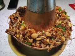 -老佛爷铜炉蛙锅(挂绿店)