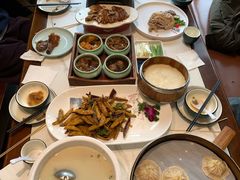 -梅利汴京烤鸭•开封豫菜地标店(东大街店)