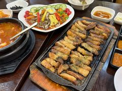 -釜山豚骨汤饭(芝罘万达广场店)