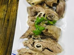 -清真·尤努斯羊肉烩面