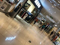 -鹏润达环球服贸广场