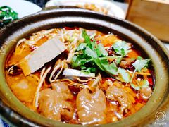 肥肠臭豆腐砂锅-南京大牌档(凯德1818店)