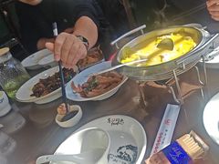-东口码头·烧鸽子·鱼头泡饼·地方菜(金鹰悦城店)