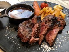 -La Mer Restaurant & Lounge