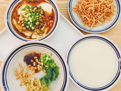 扁担豆腐脑-正南齐北·老街糯米团(洪崖洞店)